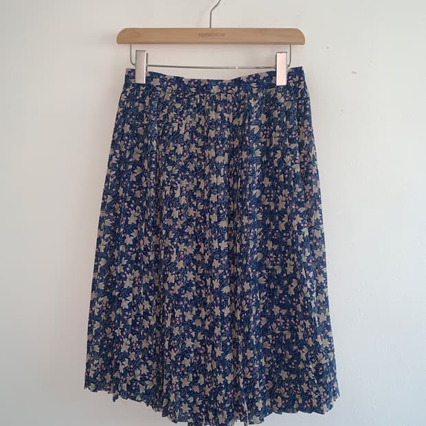 Floret long skirt(blue)