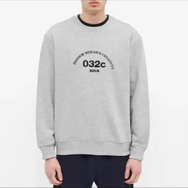 032c 맨투맨 새상품 s