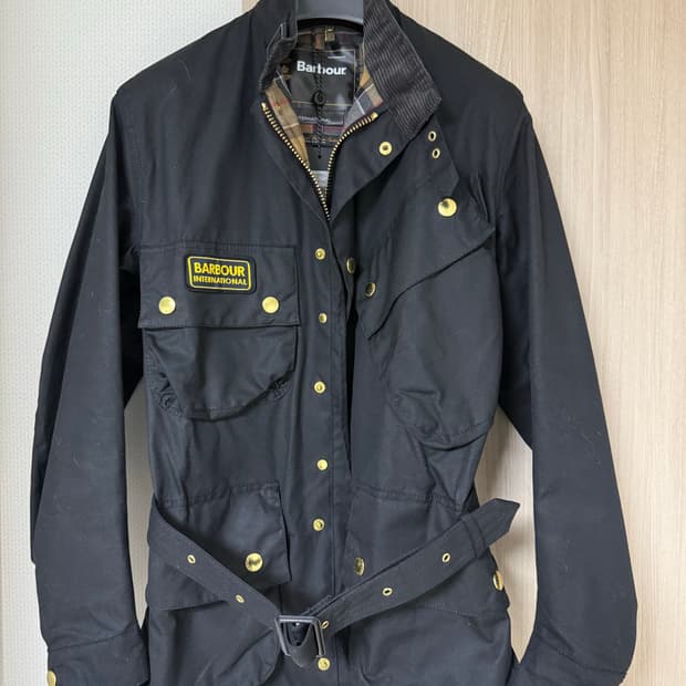 바버 인터네셔널 38 시착제품 (택있음)