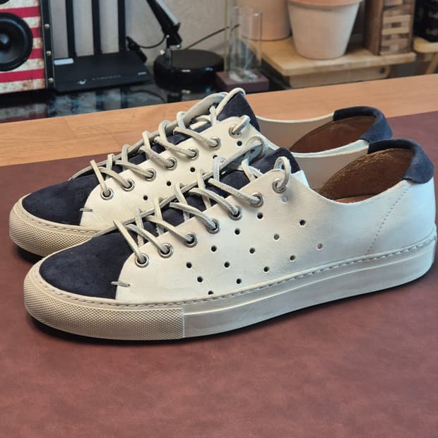 실착용2회 255-260 (40) 부테로 타니노 베이지+네이비스웨이드