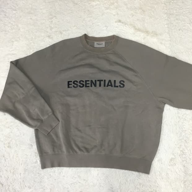 피오갓 에센셜 빅로고 맨투맨 DD01