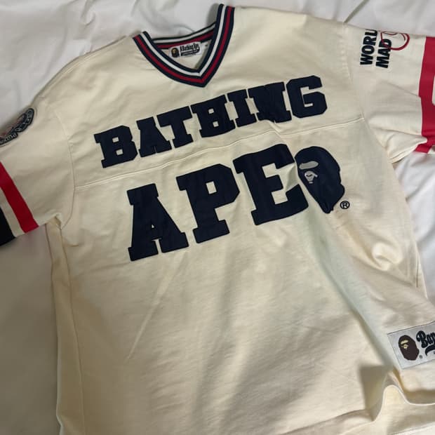 베이프 BAPE 93번 풋볼 저지 티셔츠 아이보리