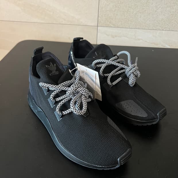 [240mm] [새제품] 가볍고 세련된! 아디다스 ZX 플럭스 ADV X