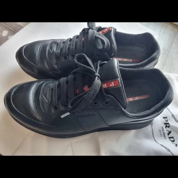 프라다 블랙 스니커즈 사이즈 6