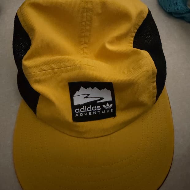 아디다스 캠프캡