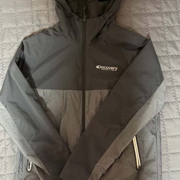 디스커버리 바람막이(상태👍🏻)