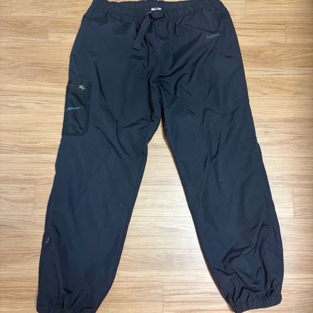 슈프림 X 나이키 트레일 러닝 팬츠