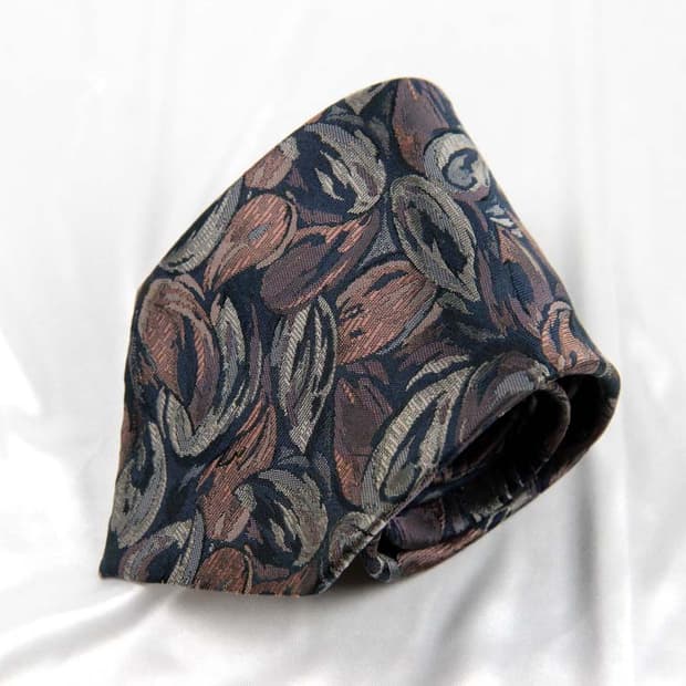 입생로랑 8.7cm A등급 남자 명품 넥타이