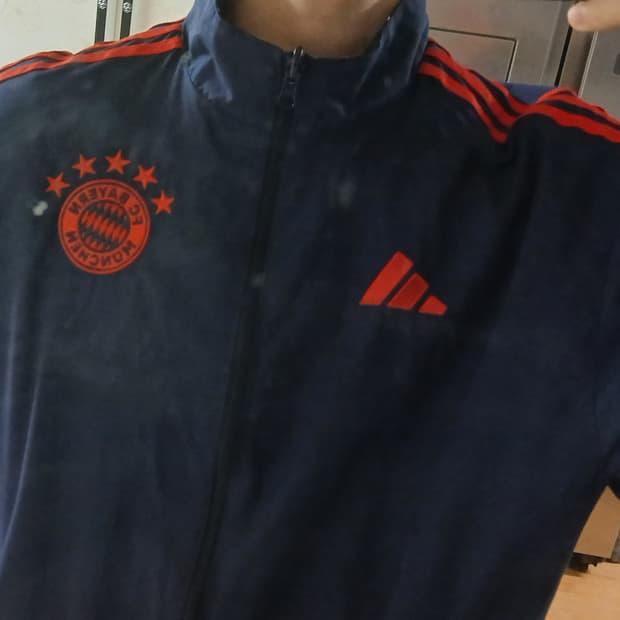 "아디다스 바이에른 뮌헨 양면 바람막이 L
