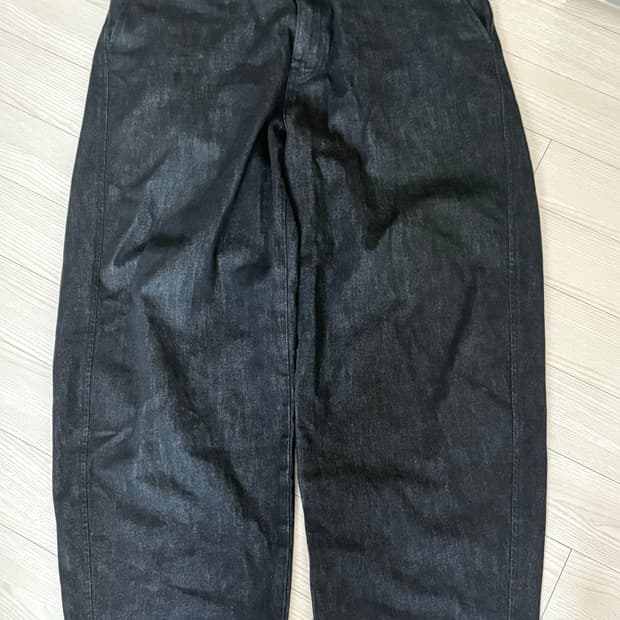 유니클로 와이드 테이퍼드 데님