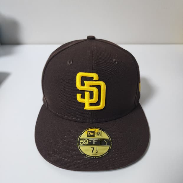 뉴에라 MLB 어센틱 샌디에이고 파드리스 브라운 59FIFTY 피티드 캡