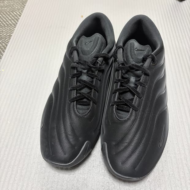 나이키 아스트라울트라(W) 280size 트리플블랙 