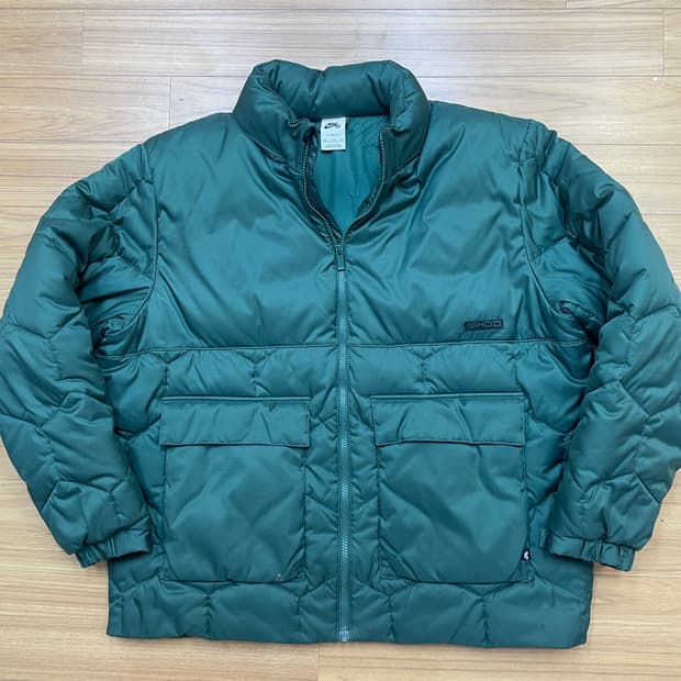 나이키 SB Storm-FIT 패딩 그린 색상입니다. 사이즈는 XXL이고