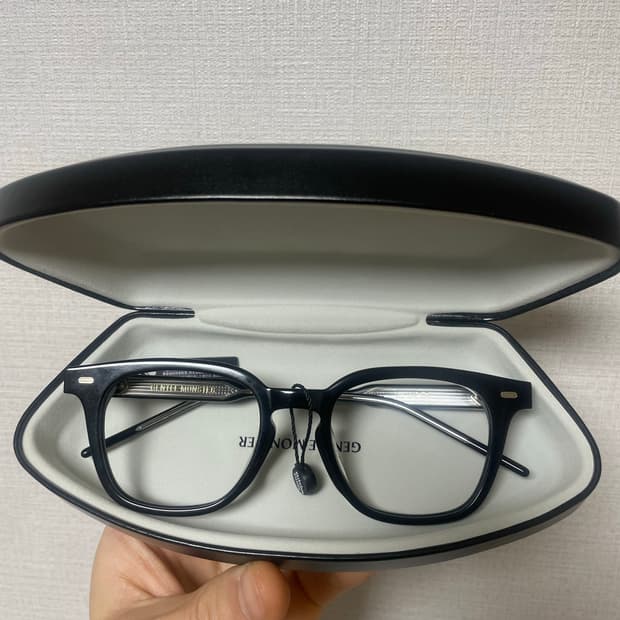 젠틀몬스터 쿠보01 판매나 교환