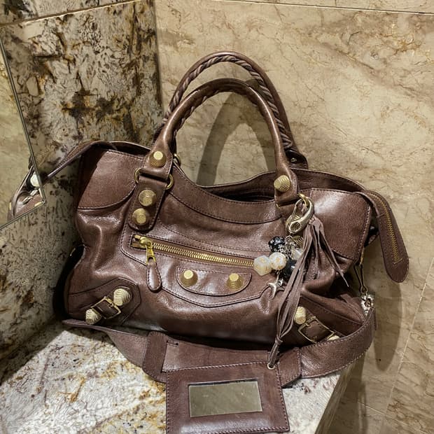 발렌시아가 모터백