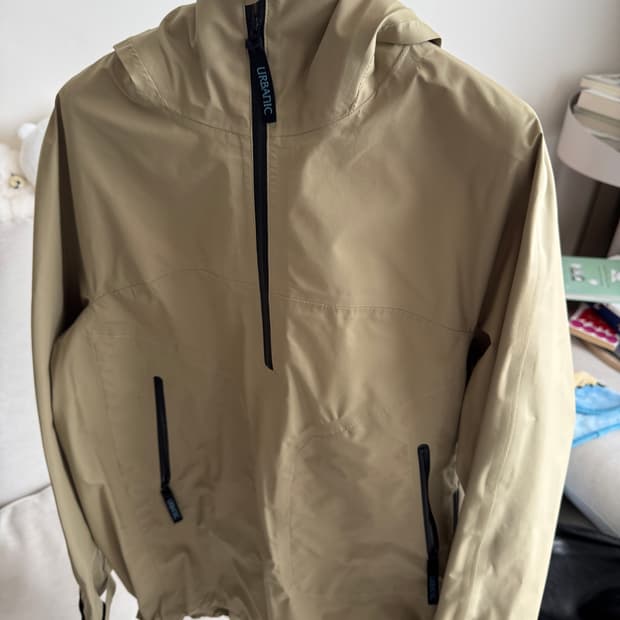 얼바닉30 고프 윈드브레이커 베이지
