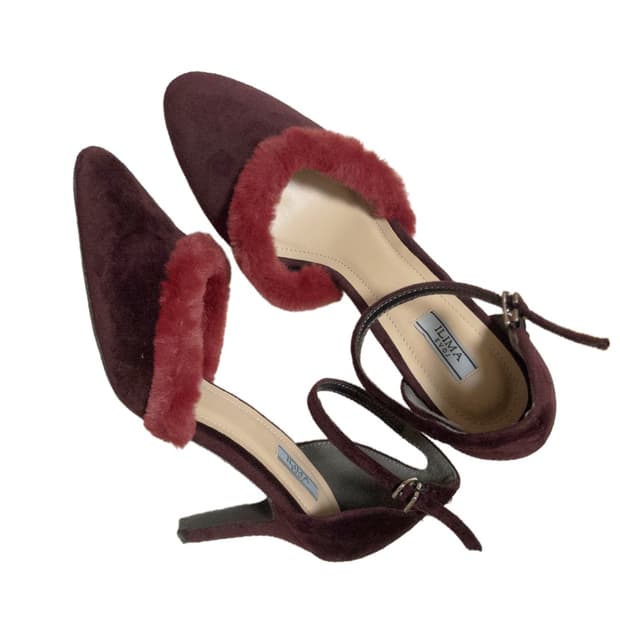 Burgundy fur heels