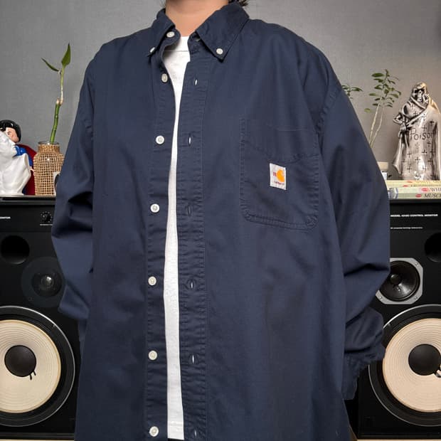 칼하트 네이비셔츠