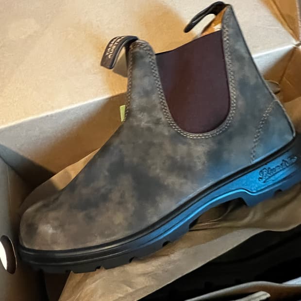 블런드스톤 클래식 첼시 부츠 