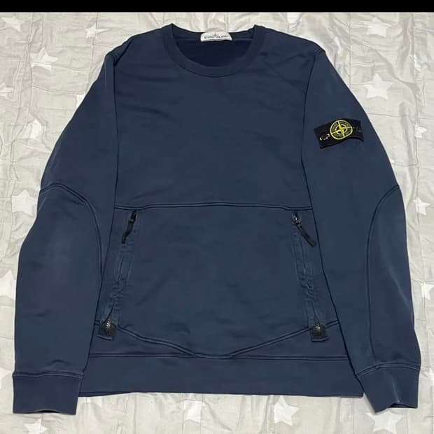 스톤아일랜드 맨투맨 21ss L 네이비