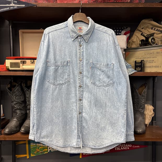 90s 리바이스 화이트탭 리벳버튼 워싱 데님 워크셔츠 N1201