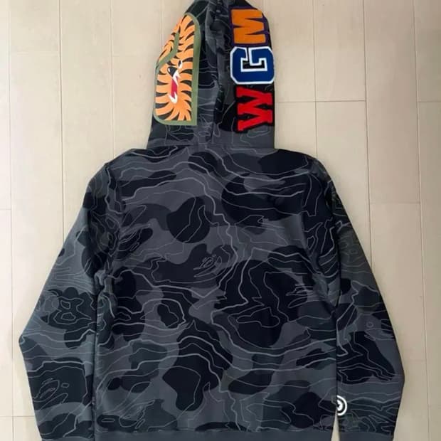 베이프 샤크후드 M사이즈