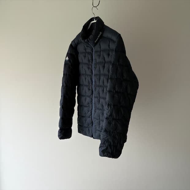 몽벨 할로우 푸퍼 구스다운 경량패딩 L