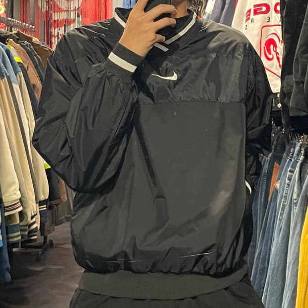 [IM] NIKE 나이키 블랙 미드스우시 웜업