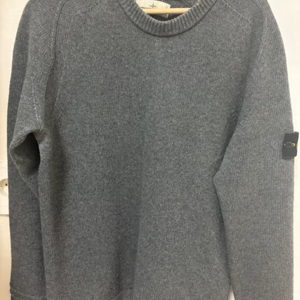 스톤아일랜드 니트 그레이