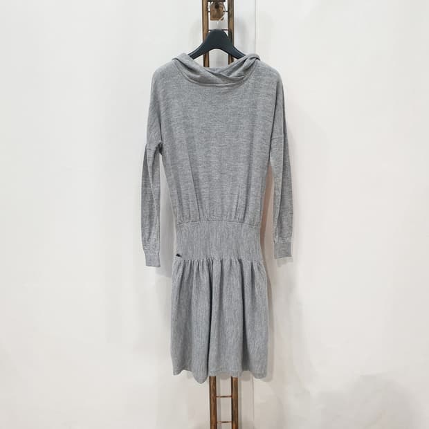 라코스테 후드 니트 원피스 90