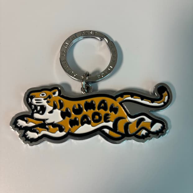 휴먼메이드 타이거 키링 메탈