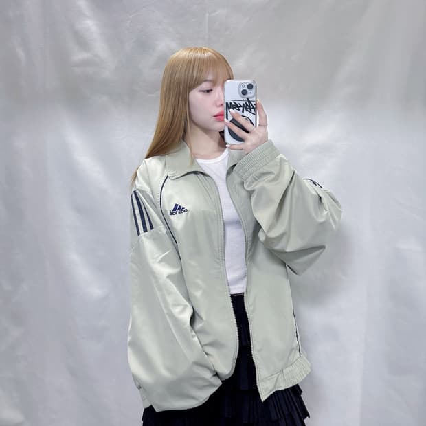 아디다스 90‘s 베이지 오버핏 바람막이 