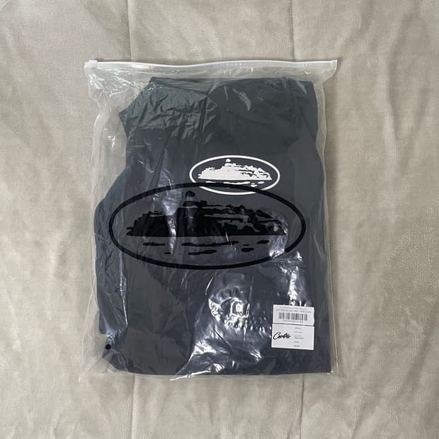 코르테이즈 아일랜드 퍼프 프린트 스웨트쇼츠 블랙 미개봉 새상품