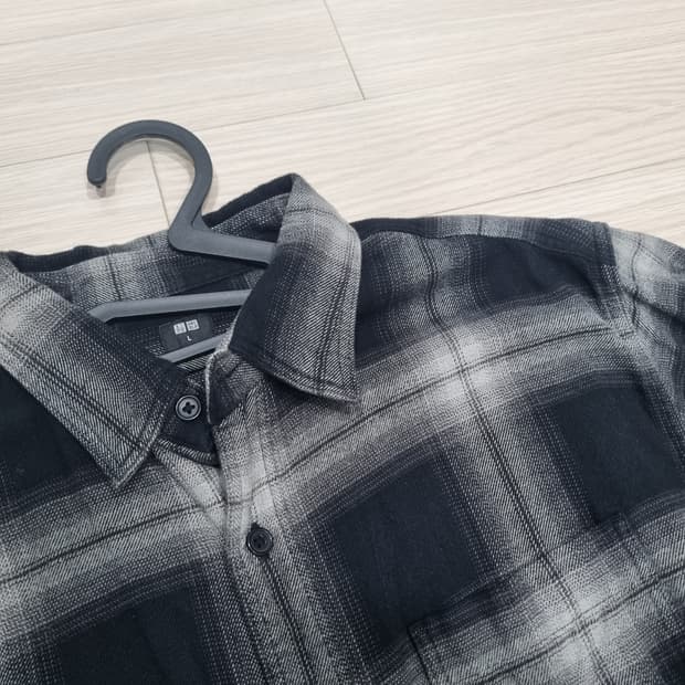 유니클로 플란넬 체크 셔츠 L 블랙