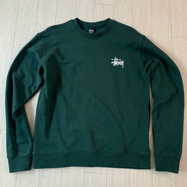스투시 베이직 크루넥 스웨트셔츠 포레스트