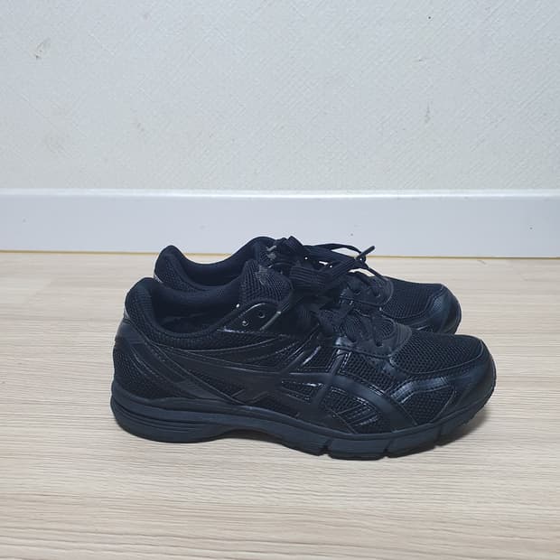 아식스 젤 인피니 운동화 240