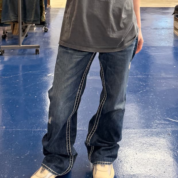 트루릴리젼 스티치 데님 팬츠