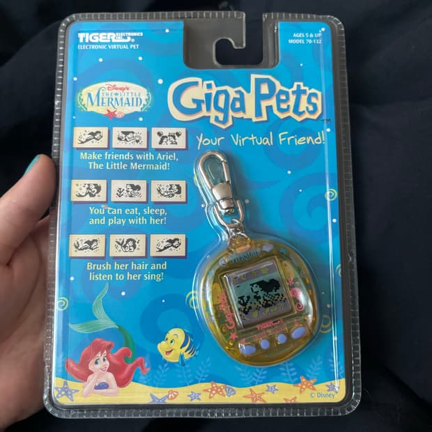 [미개봉] 기가펫 인어공주 디즈니 다마고치 gigapets