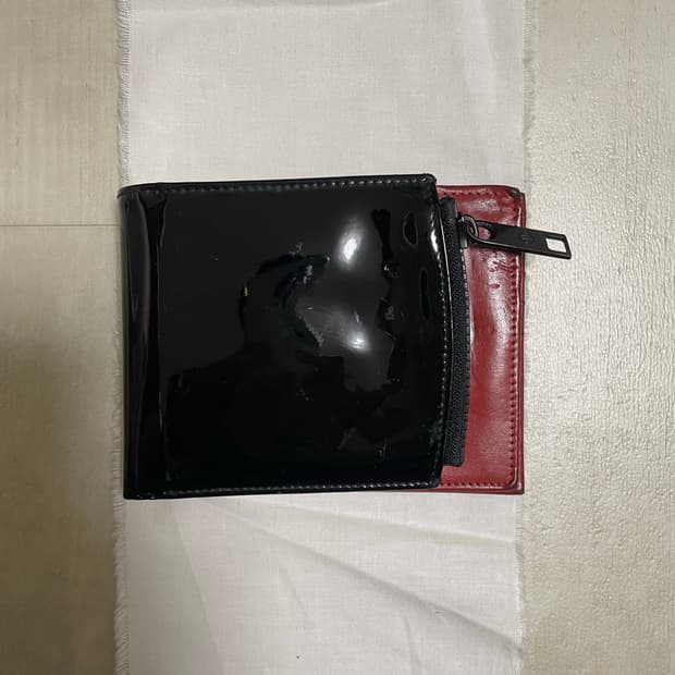 마르지엘라 11에디션 블랙 레드 3단 반지갑