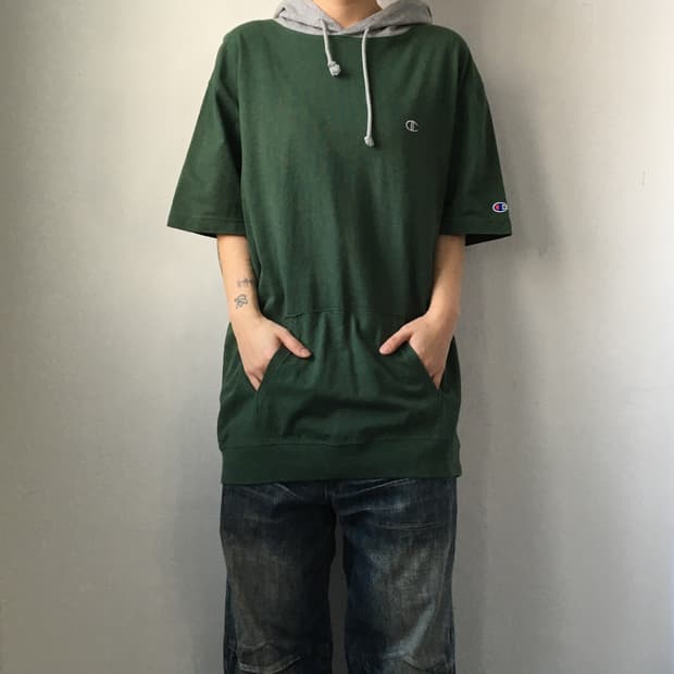 Champion hood layered t shirt