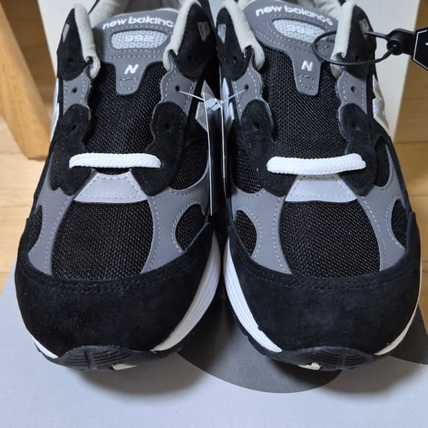 (새상품)뉴발란스 992 블랙 그레이 275