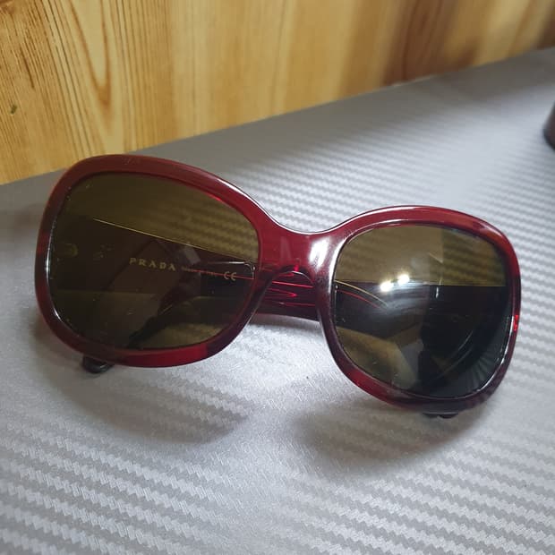 프라다 선글라스 spr13f
