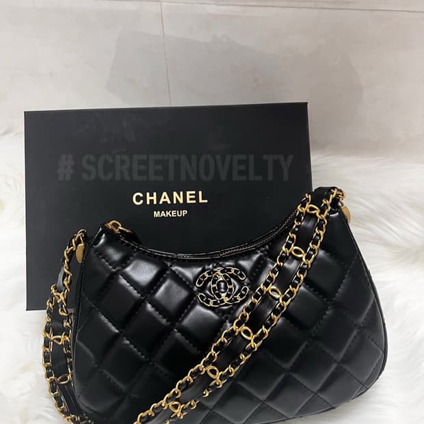 샤넬뷰티 램스킨 골드체인 호보백 퀄팅 숄더백 VIP