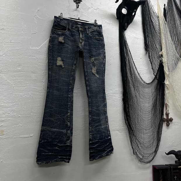 Lowbox 00s archive grunge boots cut deni