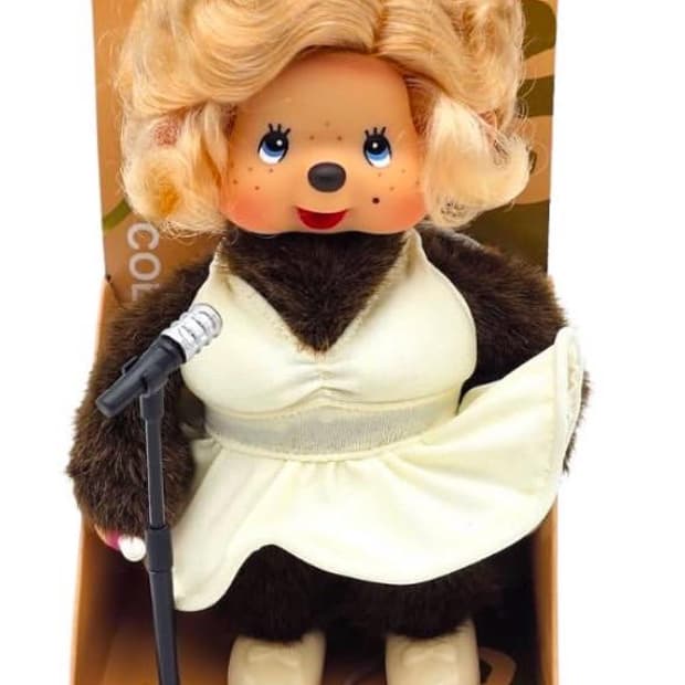 고전 몬치치 마릴린 먼로 인형