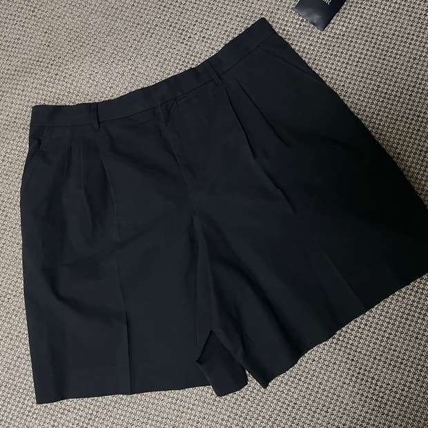 디올 버뮤다 팬츠 그레이 54사이즈