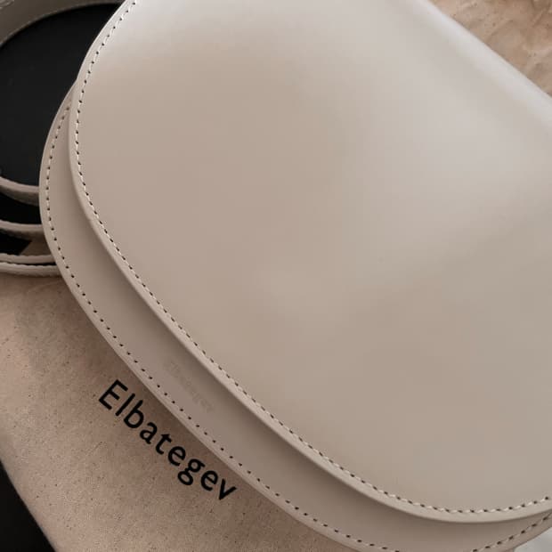 Elbategev 엘바테게브 아이보리 가방 미니백