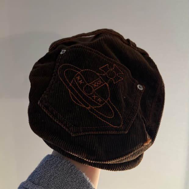 비비안웨스트우드 베레모 