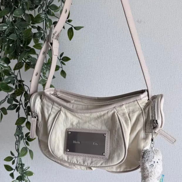 마뗑킴 마들렌 라운드백 