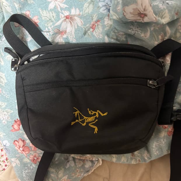 아크테릭스 맨티스 1 웨이스트팩 블랙